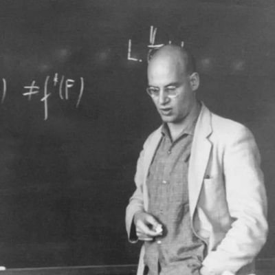 Research Interests - Differential & Riemannian Geometry.