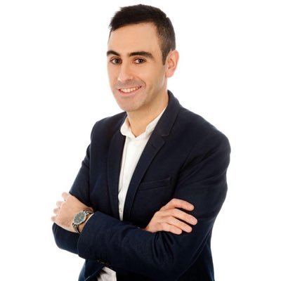 👨🏻💻 #Periodista y #funcionario en @eibarkoudala | ◾️Comunicación institucional y administraciones públicas