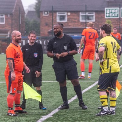 MM/Stage Actor | Weird @cafcofficial customer | @TheUCL_ Co-Founder | Level 5 Referee | All views are my own |