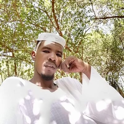 mohamedail29's profile picture. ﴿وداعيا إلى الله بإذنه وسراجا منيرا﴾

اللَّهُمَّ صَلِّ وَسَلِّمْ وَبَارِكْ عَلَى 
نبيِّـنَا مُحَمَّدٍ ﷺ .. 🩵🫧