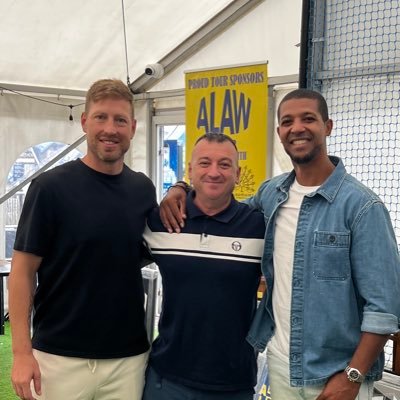 LUFC Season ticket holder. Views are my wife’s. Proud dad of 2. Put the odd fire out.