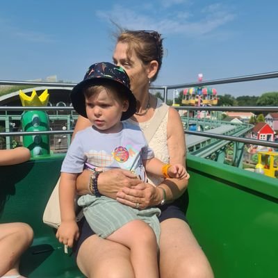 lacoombes's profile picture. Widow, proud mum of 2 kids. Only achievement to raise two productive hardworking and kind adults. Fighting to protect my grandchildren. No DMs please!!