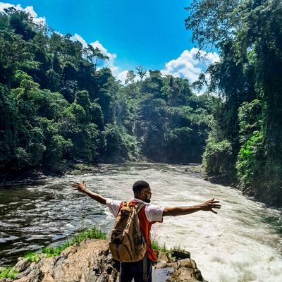 BucheeOptics's profile picture. † L I M S 🧘🏻‍♂️ | Art (Graphic Designs, Pictures & Videos) | Social Media Manager👨🏻‍💻 | Unapologetic Arsenal Fan 😤 | #TheWalkingLens 📸