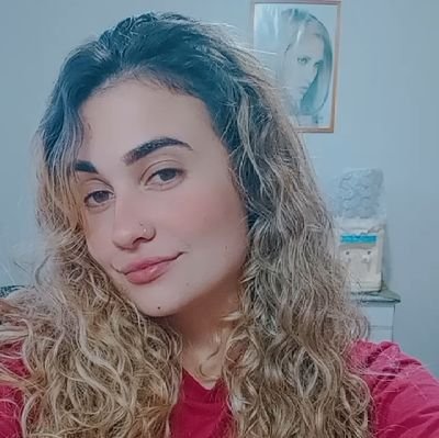 mamãe do João Miguel 🤱.
Pode olhar a vontade gosto de confundir mentes 🤪