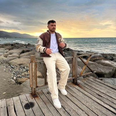 semihlale5's profile picture. 