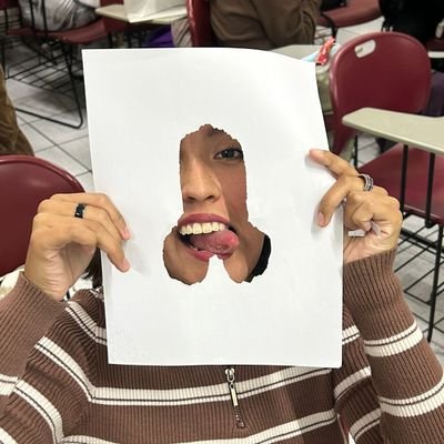 CasVMoraa's profile picture. Hallar la idea por la cual esté dispuesta a vivir o a morir...