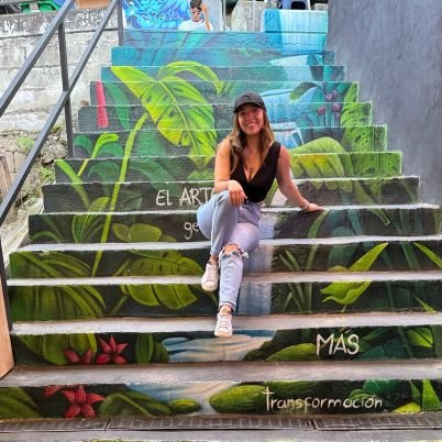 LeslyeGrinch's profile picture. Fake love, fake friends, fake news ❤️‍🔥