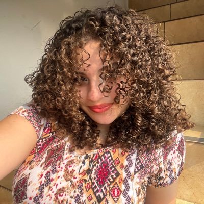 GabiGabriel0814's profile picture. 