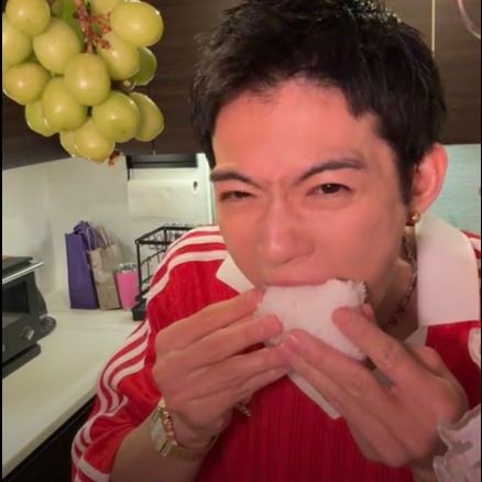 🍒さのはやと🍒が世界一だいすき🩷
🗣️👦🍑「どこのエキストラ?」👧「トリリオンゲーム💚🩷」ありがとう😭勇斗くん🩷🥹/「わかったよ👦💖」👧🫣「はやちゃん🥹🥹」/リアコのため推し被り👋/勇斗くんと過ごす時間がだいすき🩷/勇斗くんがあたしを幸せにしてね🩷👦🫶/みほみほ陰口🤬