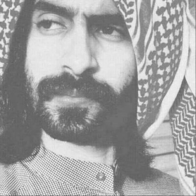 التعامل مع البشر بمختلف عقلياتهم وأطباعهم ، وأخلاقهم ،. يحتاج الى صبر وآحياناً الى غباء،
و تجاهل متعمد »