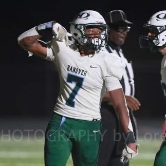 JJparker0926's profile picture. JJ Parker 6’2’  200   3.7 GPA   My position wherever I’m needed to help the team.