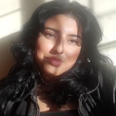 m_a_f_e_23's profile picture. 