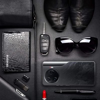 bruteandbelle's profile picture. Where bold technology meets timeless elegance. Explore the perfect fusion of strength and beauty in every product. #BruteAndBelle