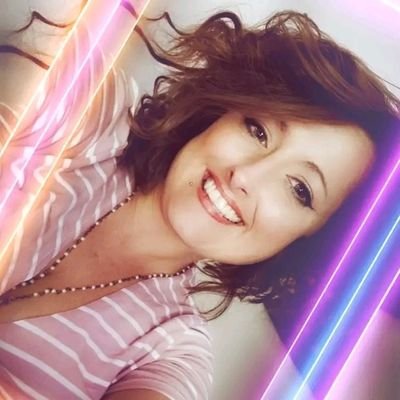 Proud to be woke 🌈🌈🌈🌈🌈🌈 LIBERAL 🌈📌 you don't get what you asked for you get what you need 🌊
#Lgbtq-member