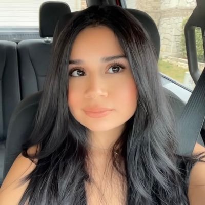 her vibe is pretty