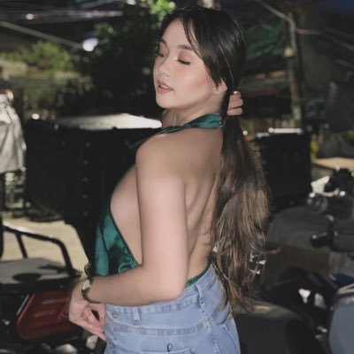 jnnycstlcstd's profile picture. 