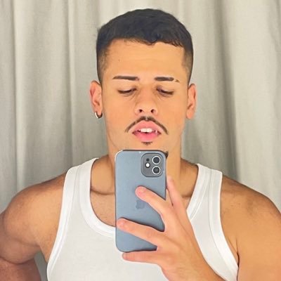 andmunxz's profile picture. 