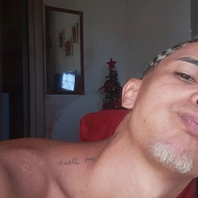 Insta: @021_duarteeziin 🧐🏌Perdi minha outra conta do Twitter de 20k 🤬😠 Atleta de Futevôlei 🌴🏖⚽️