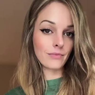 OBlossom425's profile picture. 