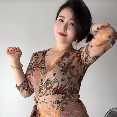 yan7237's profile picture. #少婦 #微胖 #女人味