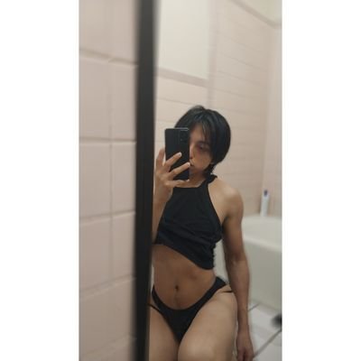 paz8557's profile picture. ando hot 🔥

+1 9563155518