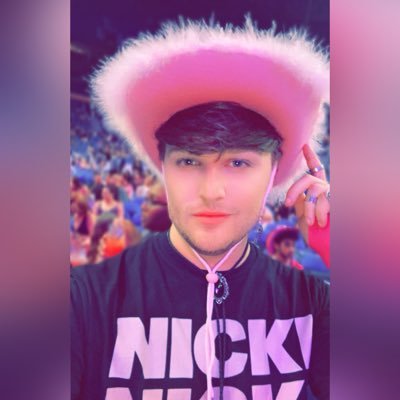 Instagram:tristanlasco17 #PinkFriday2 🪱tangled in my own intestines🪱