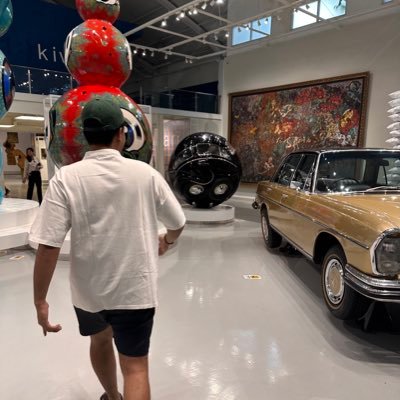 Luthfiwardana's profile picture. Alon Alon Waton Kelakon.