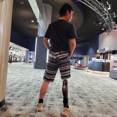 2021年10月事故で右大腿切断
2022年4月~右大腿義足
2023年11月ゴルフ復帰
現在義足でのベスト82
頑張って70台出すで‼️
ゴルフと猫とあぶない刑事とバイクが大好きです🏌️♂️😸🔫😎
