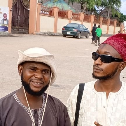 RabiuzzyT's profile picture. Happiness is Build not Given🤣
RabiuzzyTV Deliver's Igala fusion Contents for your Consumption.