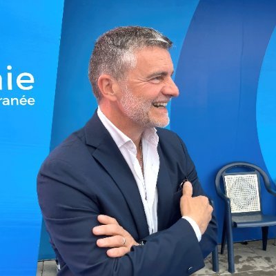 ☀️Maire de #CanetenRoussillon 📌Conseiller Régional @Occitanie 📌Vice-Président de @PerpiMetropole 🇫🇷