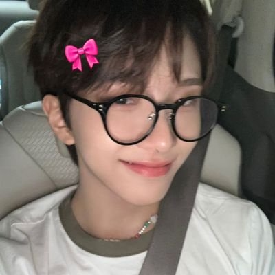 strouweries's profile picture. All about woonhak talk ♡