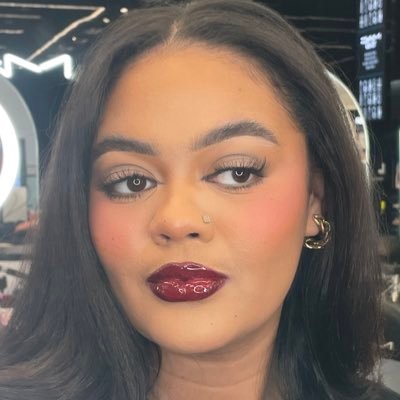 a dominican mua & esthetician with a lot of shit to say