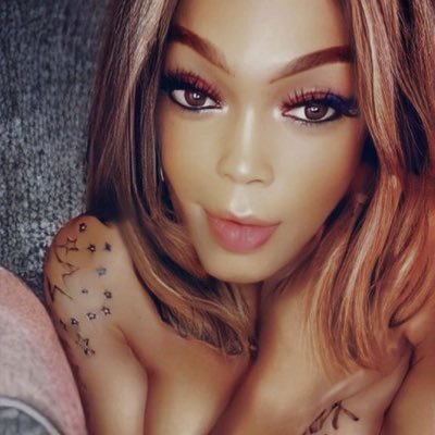 ikhumbuzo_nkosi's profile picture. from Oncue Interface Talent to the World ?work@sowetotv, Presenter, Actor, V/O Artist, MC, Radio📻@kapitol Afrika Radio Bookings:nkosiluthando75@gmail.com