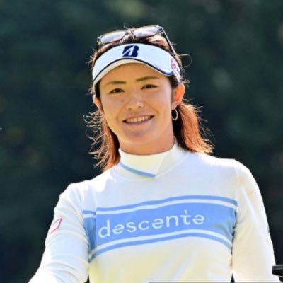 渡邉彩香 20枚限定 ホロスペクトラ 「2年ぶり5度目の優勝」 エポックワン エポック社の公式オンラインショップです。※ホロスペクトラ