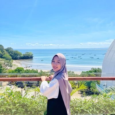 cinnamon9irls_'s profile picture. if u felt i love the sea, u must know if i love u more 💟