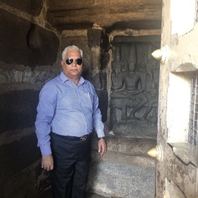 Dr Surendra Kumar Pandey Profile
