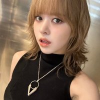 비아🦋 (@lilyvia1017) 's Twitter Profile