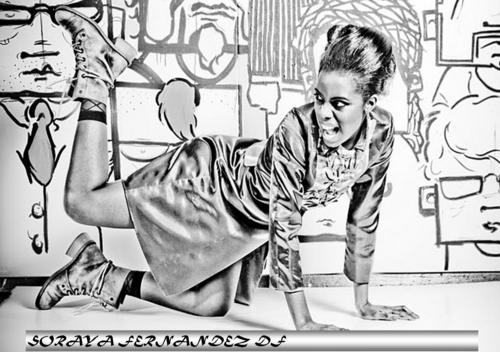 df_soraya's profile picture. Poet. Born in Quito Ecuador  in 1976, from an early age was involved in the fashion world, her mother, a dressmaker used to design leather handbags and crafts.