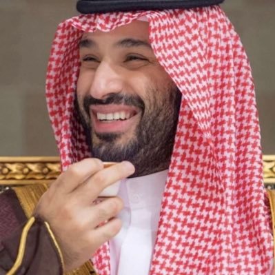 هدفك، إصِرارك، صبرك، قوة إيمانُك بالله، ثِقتُك في قدراتك، كُلها أدوات لتُصبح ما تريد ..ᅠ