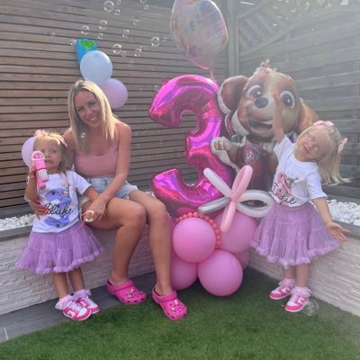 EmmaHardy27721's profile picture. 