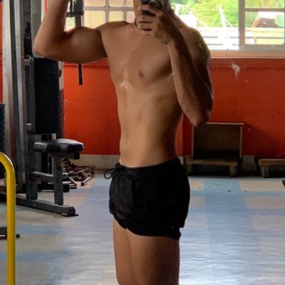 Hada collection sa mga straight… mga tunay na lalaki from Davao… hindi ako magrereply sa Hi/Hello nyo 🖕🏼