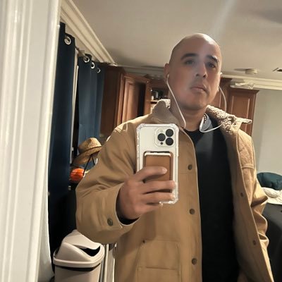 JesusOz43321981's profile picture. MAKING MONEY