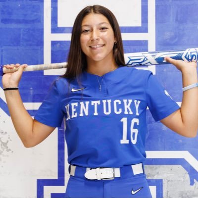 CheriT_2026's profile picture. 💙🤍Committed - @uksoftball 💙🤍 Athletics Mercado Smith 18U •2026 MIF/Utility • thompson.cheri2026@gmail.com