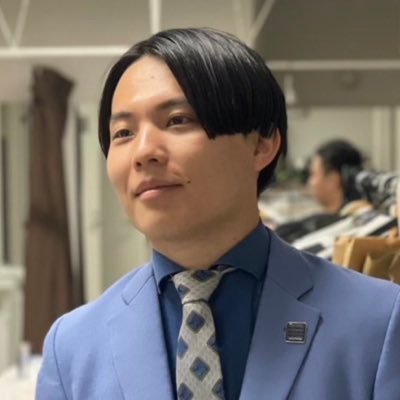 大阪吉本所属の男女コンビで漫才。漫画(年間800冊)と映画とお笑いとポケモンカードとごはんが好きです。YouTubeとラジオもあります。グルメのインスタ「きさめんるい」も。「彗星」ではないです。
