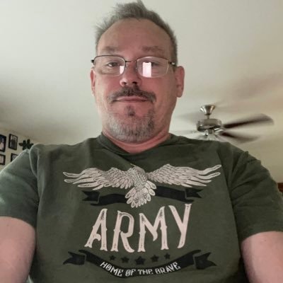 Christian. I love Trump. And I will give him all the respect . Let’s Make 🇺🇸 America Great Again 👍🙏❤️❤️….. TRUMP 2024!!!
