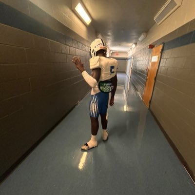 Tayshawn,Campbell Email: Tayshawn9042386@Gmail.Com height: 5’11 weight: 196 Grade:Freshman Class of 2028 POS: RB/LB School: Deltona highschool IG: @laablakk