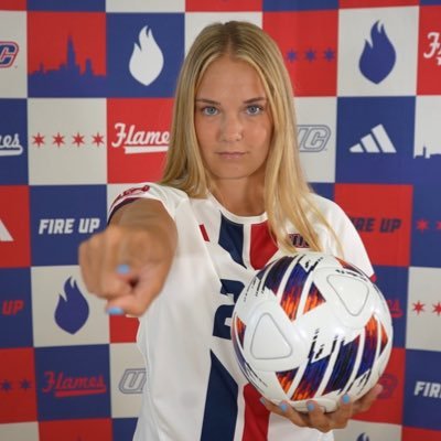 Chloe Robinson #18 Profile