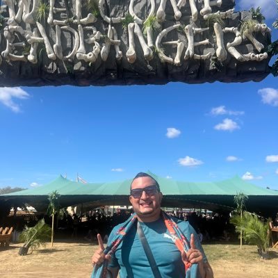Cali, Colombia 🇨🇴. Trance, House, Techno, Dubstep 🦖🦕🎵👽 P.L.U.R .✨🙌💥🖤Poly🍍🍍🌈🦄🖤💛💙❤️ @LifeisVOYD 👼🏼🙏🏼🩸🕳 https://t.co/Wmcqupxoh4