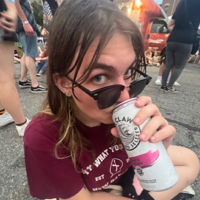 foullegacys's profile picture. your mom’s favorite lesbian