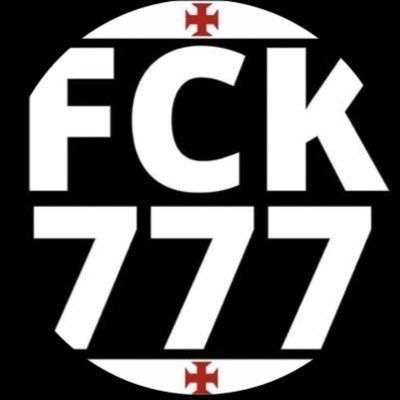 Chanteur/Briseur de cœur depuis 2010 atteint du syndrome de la franche rigolade (très contagieux) mais vacciné contre la connerie.